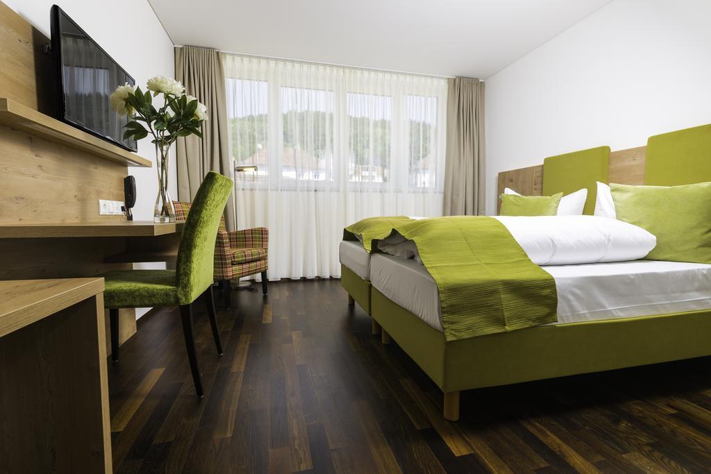 Hotel Rheingold ไกลิงเงน ห้อง รูปภาพ